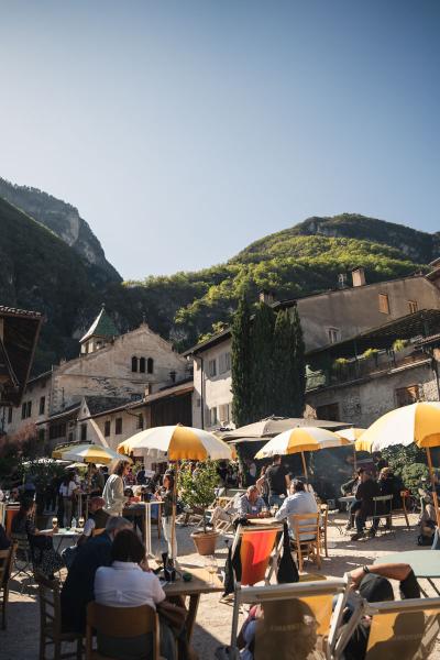 SUMMAJuliavonWenzl-01