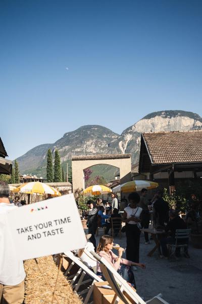 SUMMAJuliavonWenzl-02